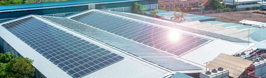 Kabinet verplicht zonnepanelen op bedrijfsdaken