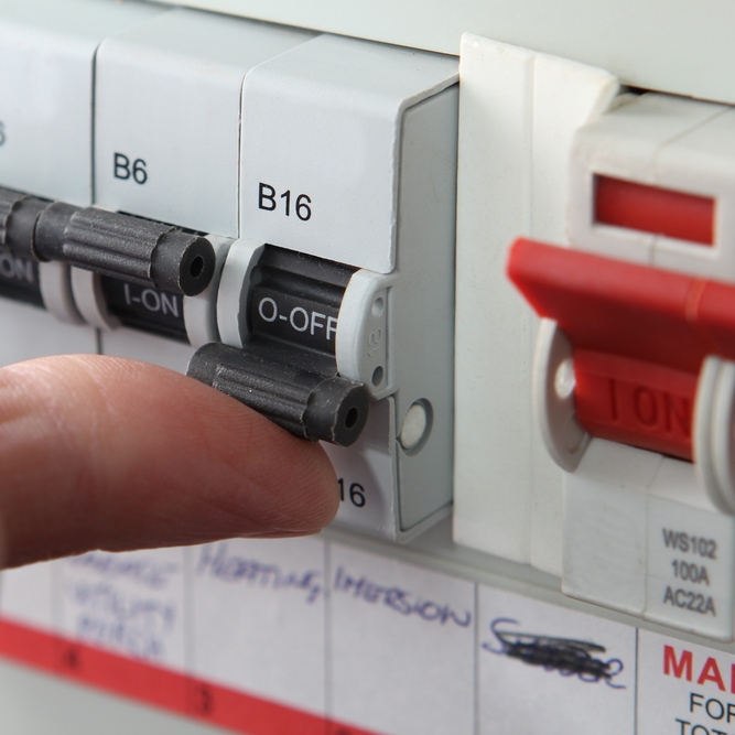 Featured image voor De aansluiting